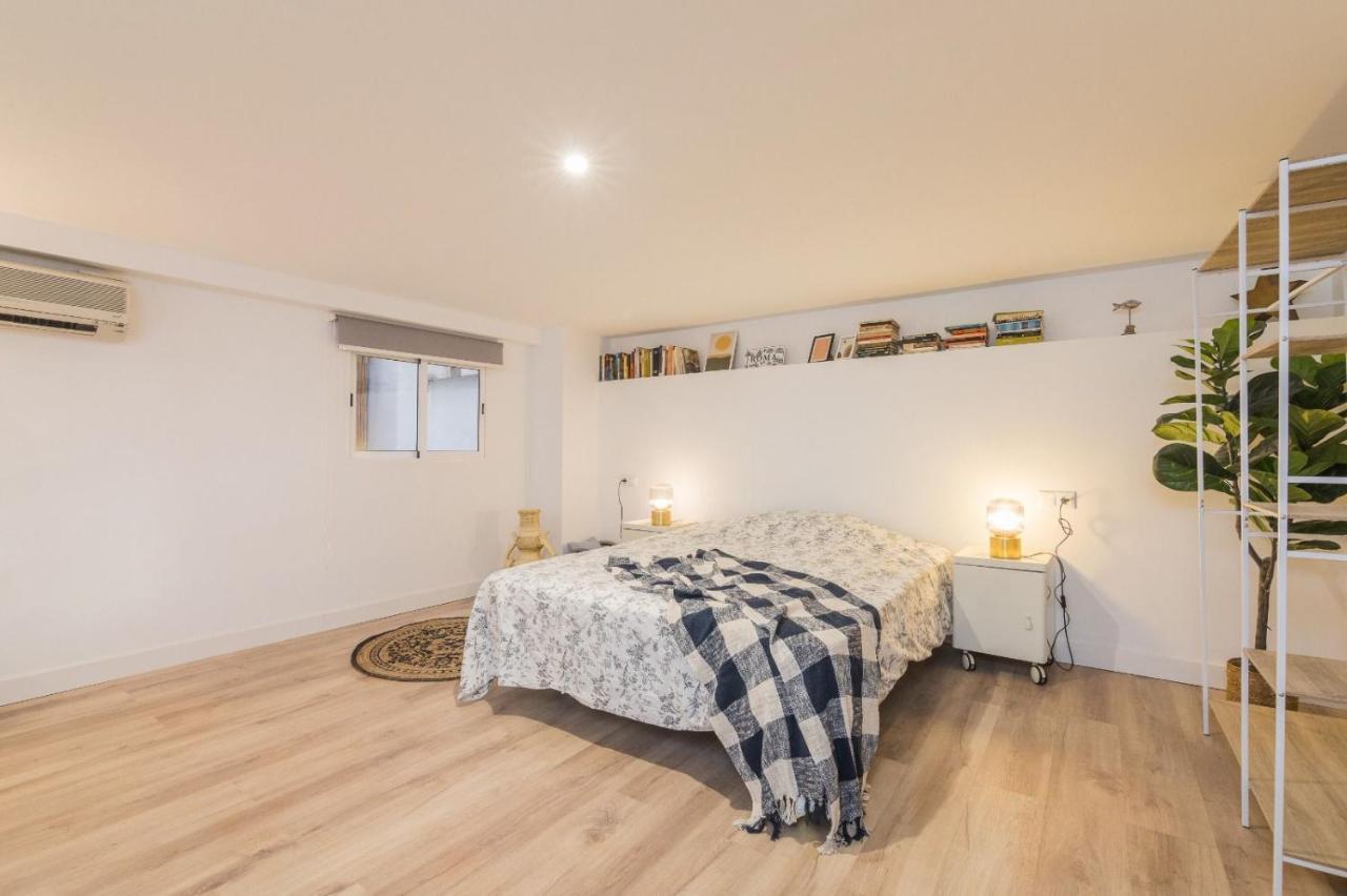 Hb Apartments - Apartamento Plaza Luceros Playa Alicante Loft Com Екстериор снимка